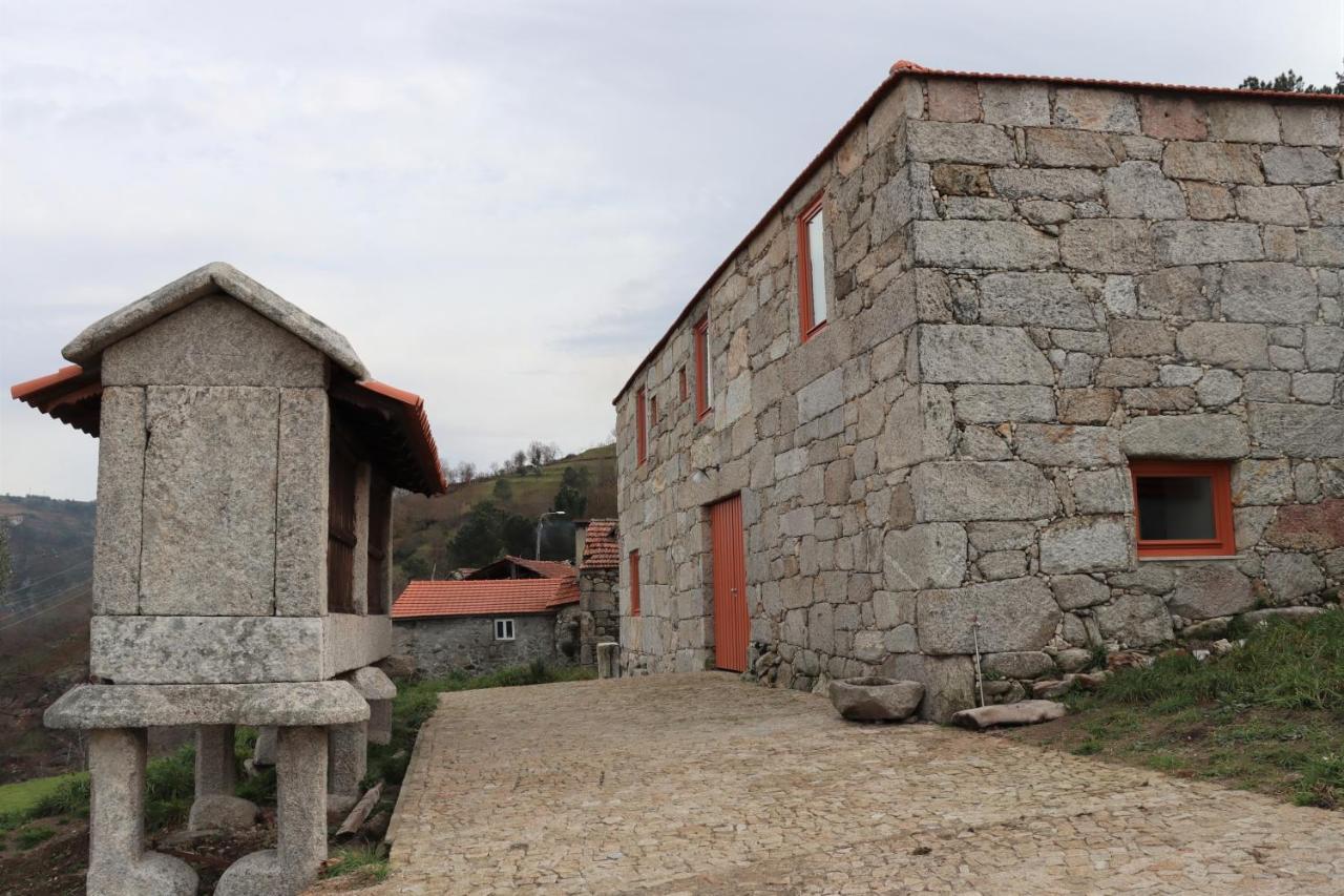 Quinta Da Riba Ma Pensionat Santa Leocadia Eksteriør billede